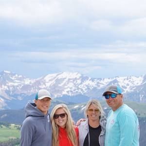 Meet your Posher, Robin